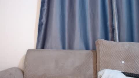 emmie online show from 7, 4, 2026