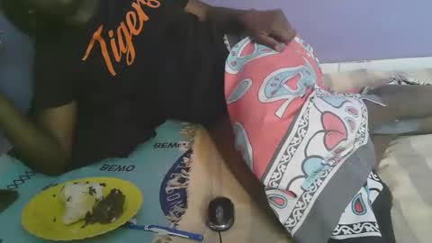 Snapshot of queen_berry1 chatting on 18, 9, 2025 queen_berry1 online show from 18, 9, 2025