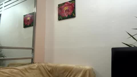 Snapshot of queen_chatur chatting on 21, 1, 2025 Viktoria online show from 21, 1, 2025