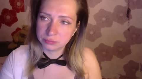 Snapshot of queen_daenerys chatting on 14, 9, 2025 Queen Daenerys online show from 14, 9, 2025