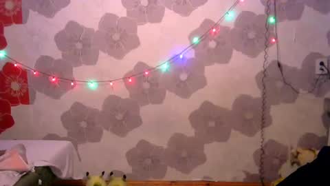 Snapshot of queen_daenerys chatting on 7, 10, 2025 Queen Daenerys online show from 7, 10, 2025