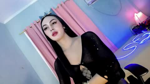 queen_danaya online show from 5, 7, 2026