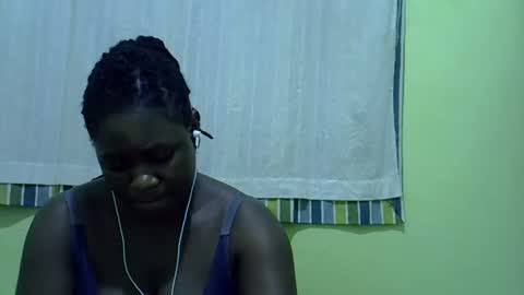 queen_diva01 online show from 17, 4, 2026