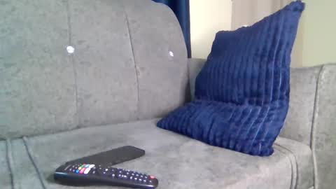 queen_doli online show from 9, 4, 2026