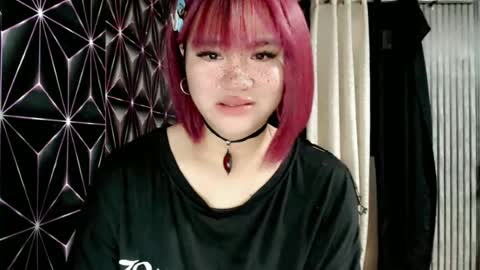 Snapshot of queen_elicktra chatting on 5, 7, 2026 JOY online show from 5, 7, 2026