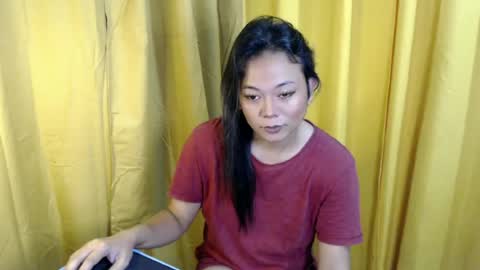 Snapshot of queen_ennah chatting on 14, 6, 2026 queen_ennah online show from 14, 6, 2026