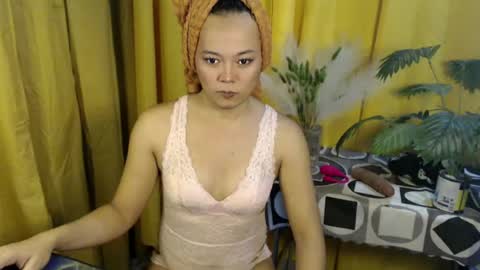 Snapshot of queen_ennah chatting on 14, 7, 2026 queen_ennah online show from 14, 7, 2026