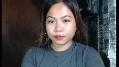 Snapshot of queen_fucker23 chatting on 18, 1, 2026 Angel online show from 18, 1, 2026