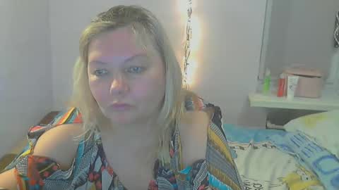 queen_jane8 online show from 3, 3, 2025