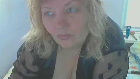 queen_jane8 online show from 11, 4, 2026