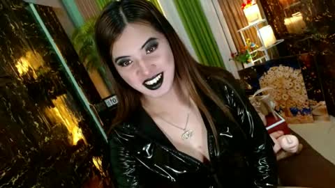 Snapshot of queen_kendalx19 chatting on 3, 7, 2026 Kendal online here from 6am-3pm philippine time online show from 3, 7, 2026