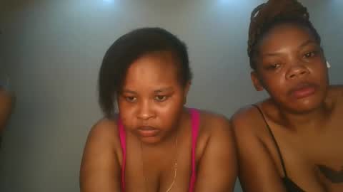 Queen kikih online show from 3, 2, 2026