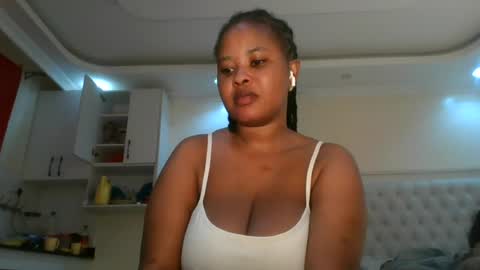 Snapshot of queen_kikih chatting on 17, 6, 2026 Queen kikih online show from 17, 6, 2026