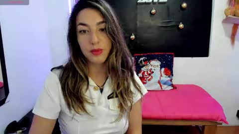 queen_natttyy online show from 3, 12, 2024