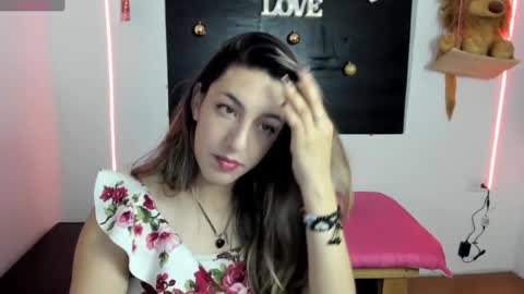 queen_natttyy online show from 24, 12, 2024