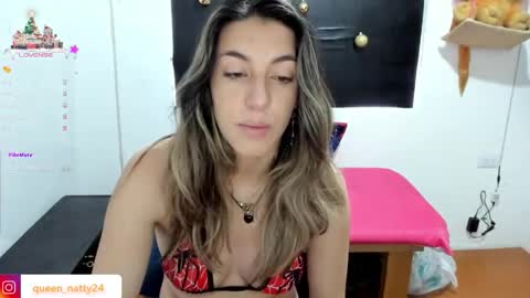 queen_natttyy online show from 25, 12, 2024