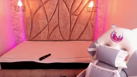   online show from 26, 1, 2025