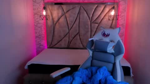   online show from 19, 2, 2025