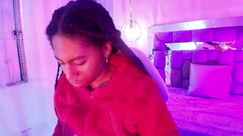 Snapshot of queen_perla_ chatting on 30, 6, 2026 online show from 30, 6, 2026