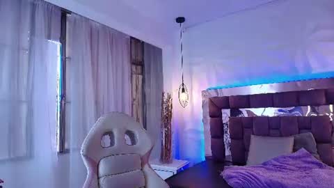 Snapshot of queen_perla_ chatting on 10, 7, 2026 online show from 10, 7, 2026