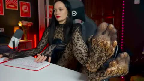 Your world and the universe Aliss online show from 15, 2, 2026