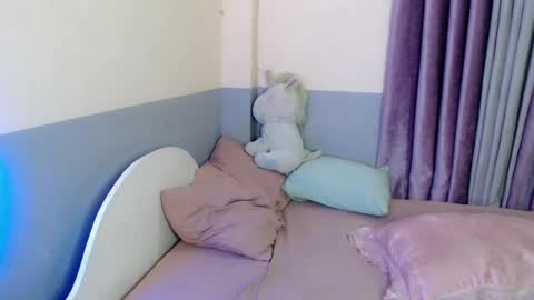 queenbee_mistress online show from 15, 2, 2025