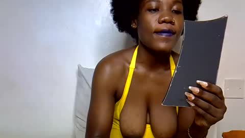 Snapshot of queenbest chatting on 7, 6, 2026 Cindy Melahnin online show from 7, 6, 2026