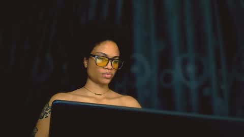 Sweet Goddess online show from 21, 11, 2025