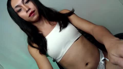 just call me QUEEN and ill be there online show from 11, 3, 2025