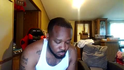 Snapshot of queenking55 chatting on 5, 7, 2026 Queen N King Fun Night online show from 5, 7, 2026