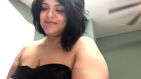 queenkitty477 online show from 16, 9, 2025