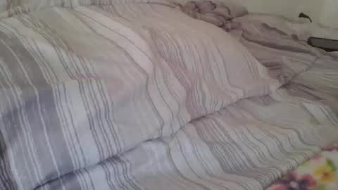 Snapshot of queenlavish chatting on 14, 11, 2025 queenlavish online show from 14, 11, 2025