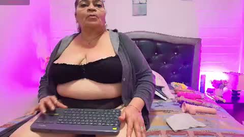 VickyBoobss online show from 25, 6, 2026