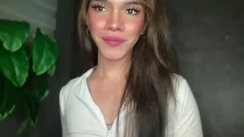 QUEEN online show from 18, 12, 2025