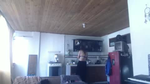 Snapshot of queennicky88 chatting on 4, 11, 2025 Nico online show from 4, 11, 2025