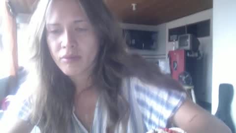 Snapshot of queennicky88 chatting on 11, 11, 2025 Nico online show from 11, 11, 2025