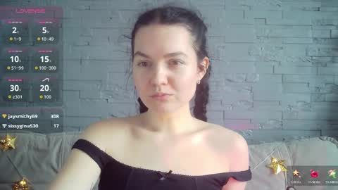 Snapshot of queenofmodels chatting on 11, 4, 2026 QueenOfModels online show from 11, 4, 2026