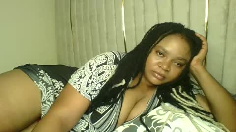 Snapshot of queenofsouls chatting on 21, 12, 2024 . online show from 21, 12, 2024