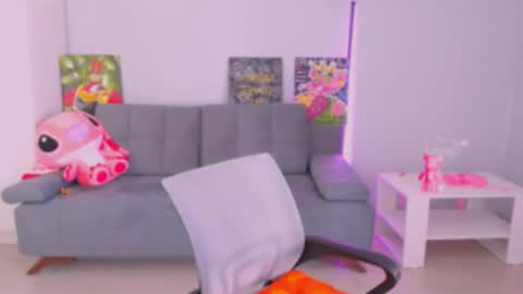Snapshot of queenofthesense chatting on 2, 10, 2025 Patricia online show from 2, 10, 2025