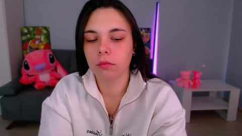 Snapshot of queenofthesense chatting on 23, 10, 2025 Patricia online show from 23, 10, 2025