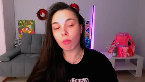Snapshot of queenofthesense chatting on 28, 11, 2025 Patricia online show from 28, 11, 2025