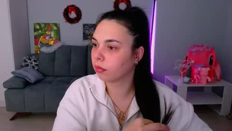 Snapshot of queenofthesense chatting on 8, 1, 2026 Patricia online show from 8, 1, 2026