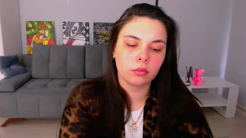 Snapshot of queenofthesense chatting on 4, 3, 2026 Patricia online show from 4, 3, 2026