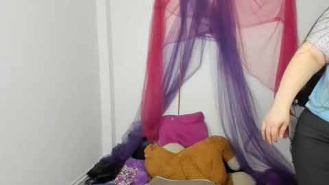 Samantha online show from 6, 4, 2026