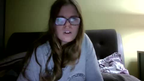 Snapshot of queenstuff chatting on 12, 2, 2026 queenstuff online show from 12, 2, 2026