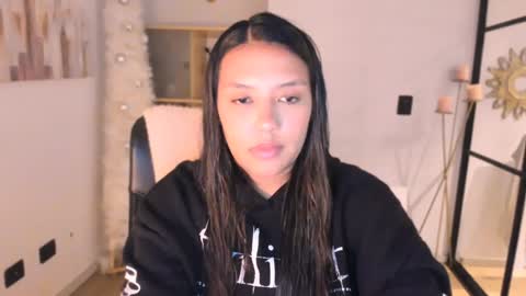 Snapshot of queenv66 chatting on 14, 1, 2025 Val  -  online show from 14, 1, 2025