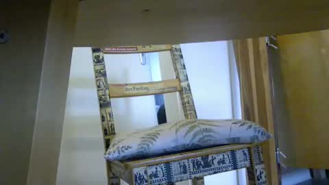 quetequeres online show from 19, 4, 2026