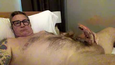 quietmature online show from 8, 4, 2026