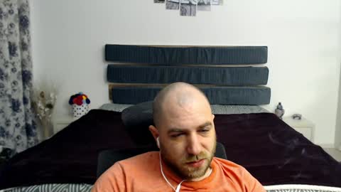 R0bila online show from 28, 1, 2025