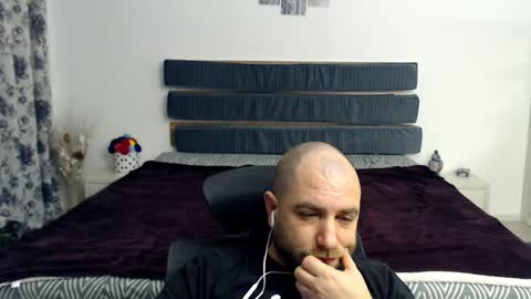 R0bila online show from 29, 1, 2025